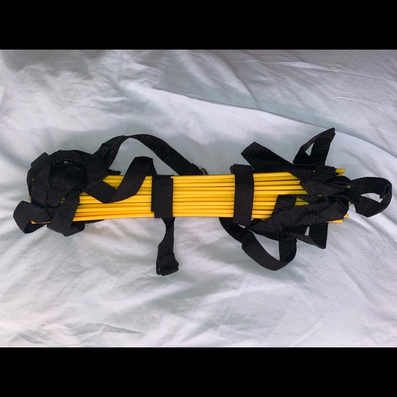 Invincible Fitness Agility Ladder & Cones - Picture 3 of 3